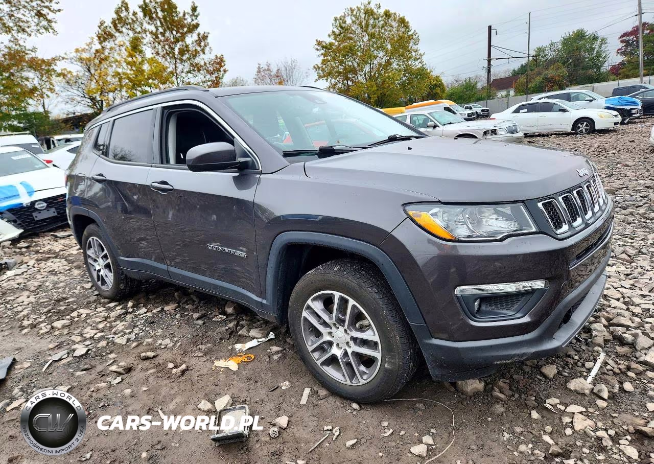 2020 Jeep Compass Latitude VIN:3C4NJDBB9LT241166 - 4