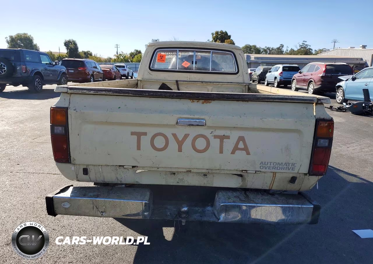 1983 Toyota Pickup 1-2 Ton Rn44 VIN:JT4RN44D2D1158045 - 6