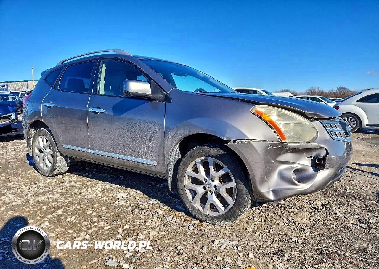 2013 Nissan Rogue S VIN:JN8AS5MV0DW134032 - 4