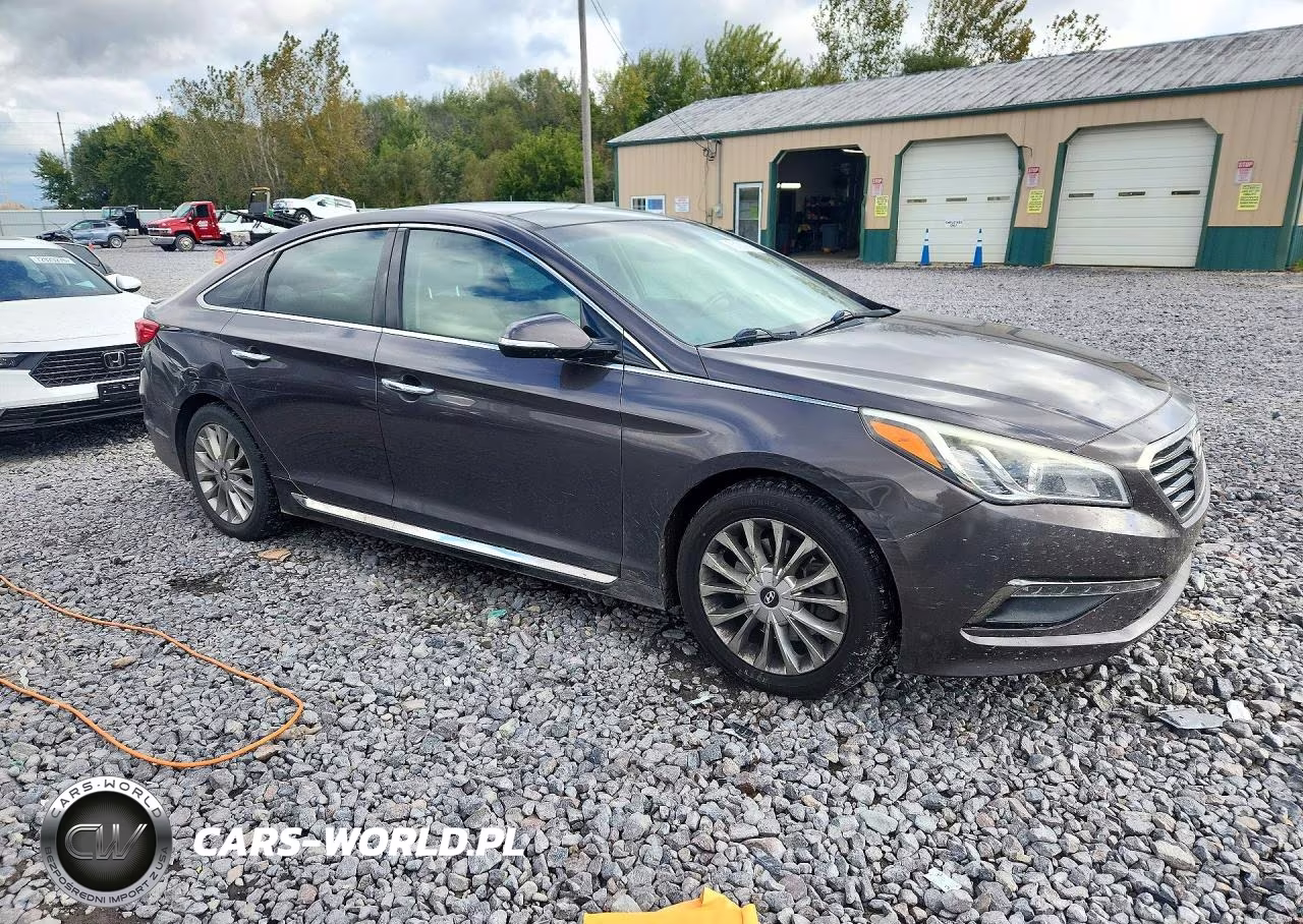 2015 Hyundai Sonata Limited VIN:5NPE34AF8FH115903 - 4