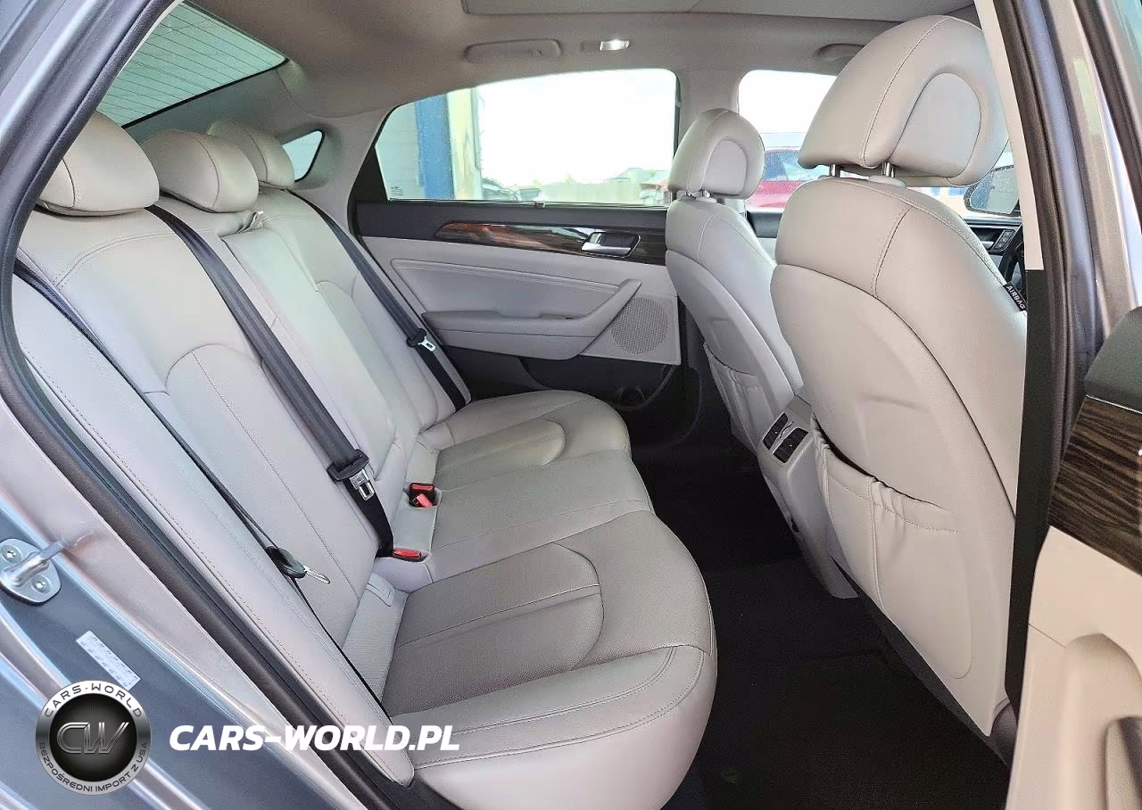 2017 Hyundai Sonata Hybrid Limited VIN:KMHE34L38HA063567 - 10