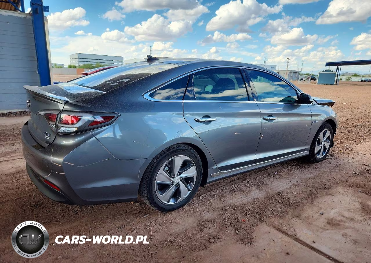 2017 Hyundai Sonata Hybrid Limited VIN:KMHE34L38HA063567 - 3