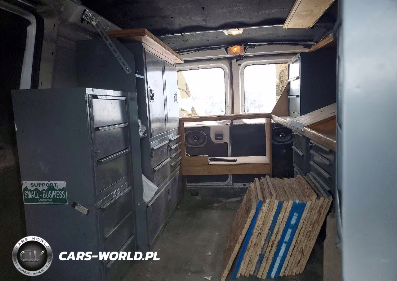 2010 Ford Econoline E250 Van VIN:1FTNE2EL6ADA04277 - 10