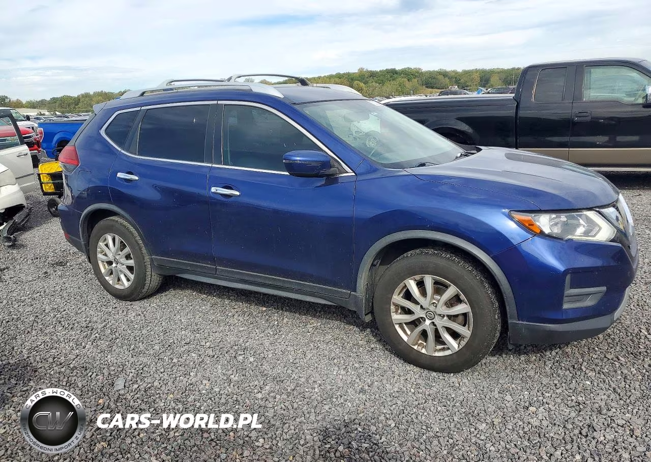 2017 Nissan Rogue Sv VIN:JN8AT2MT7HW152740 - 4