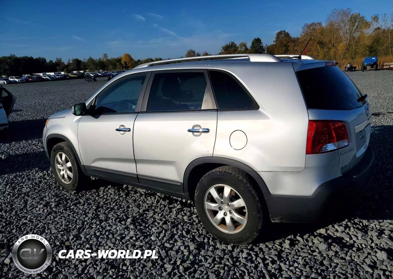 2011 Kia Sorento Lx VIN:5XYKT4A10BG133613 - 2