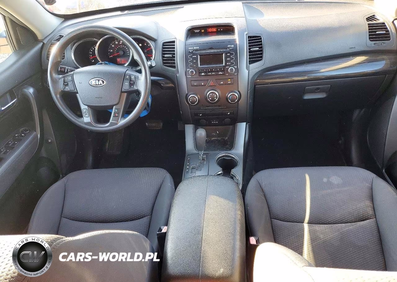 2011 Kia Sorento Lx VIN:5XYKT4A10BG133613 - 8