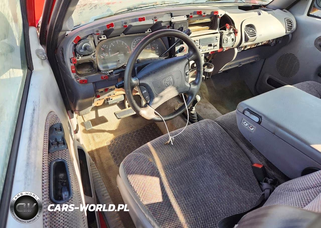 1998 Dodge Ram 2500 VIN:1B7KF23ZXWJ216129 - 8