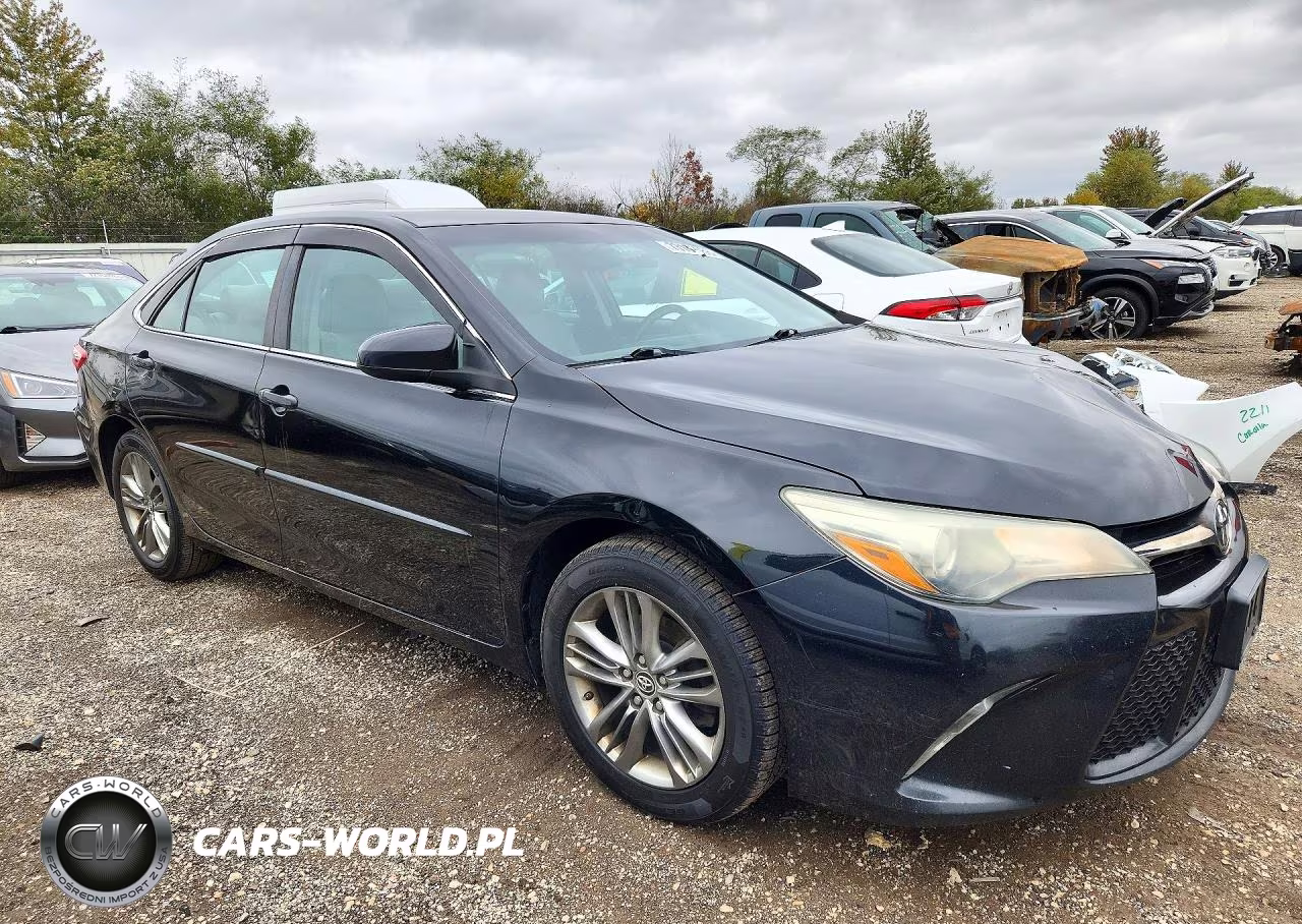 2015 Toyota Camry Se VIN:4T1BF1FK1FU038646 - 4
