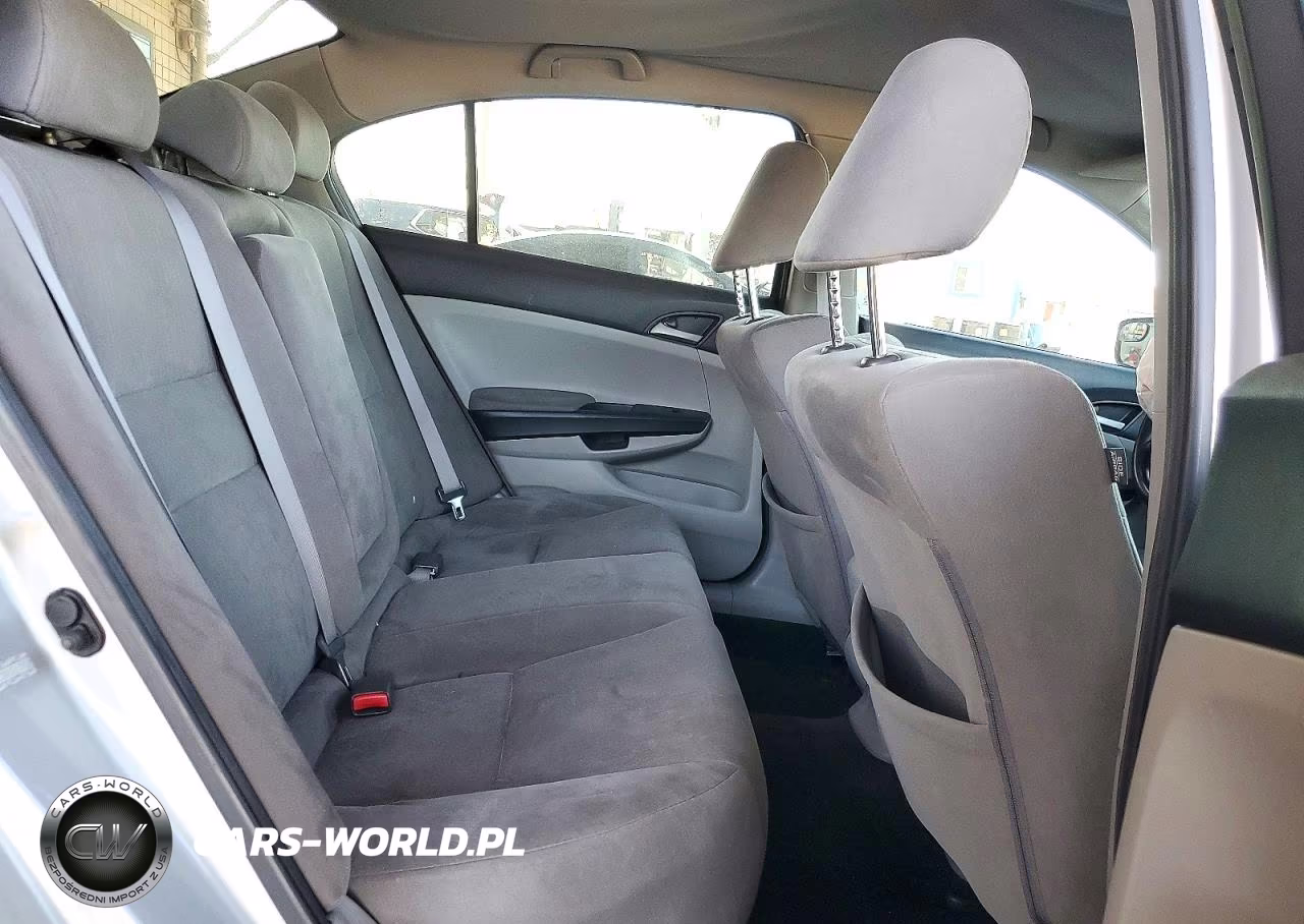 2011 Honda Accord Lx VIN:1HGCP2F31BA084608 - 10