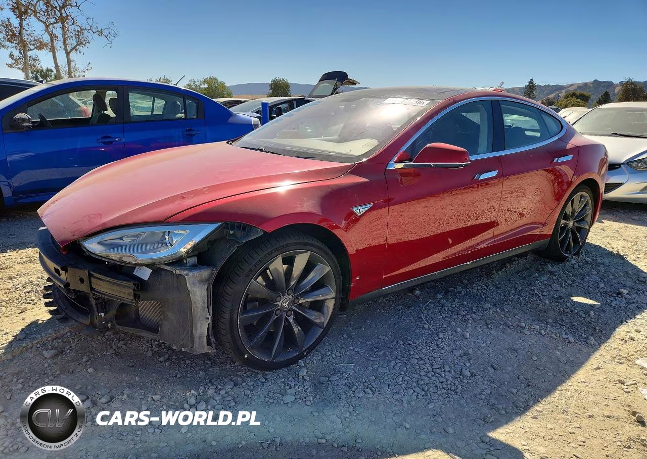 2014 Tesla Model S – zdjęcie 1 z 13