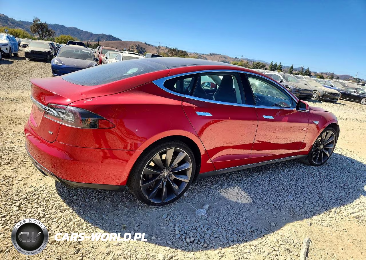 2014 Tesla Model S VIN:5YJSA1H16EFP29430 - 3