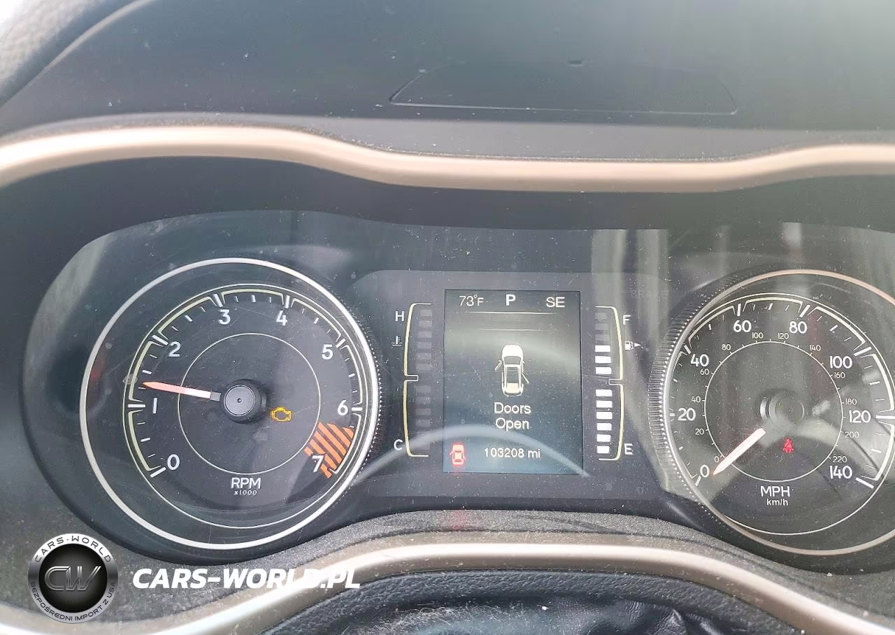 2014 Jeep Cherokee Sport VIN:1C4PJMAB6EW166563 - 9