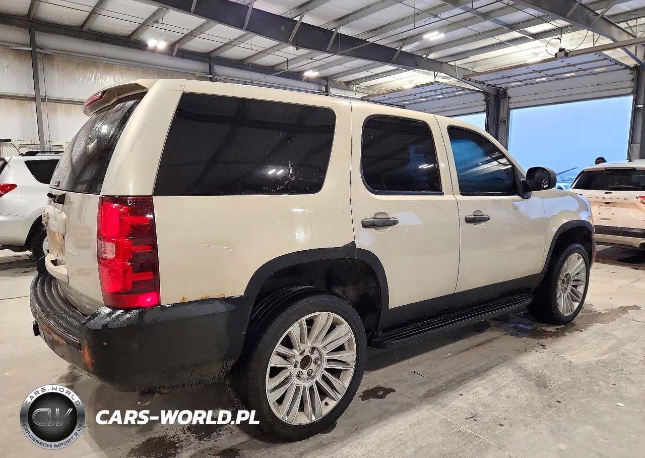 2009 Chevrolet Tahoe Special Services VIN:1GNFK03039R149700 - 3