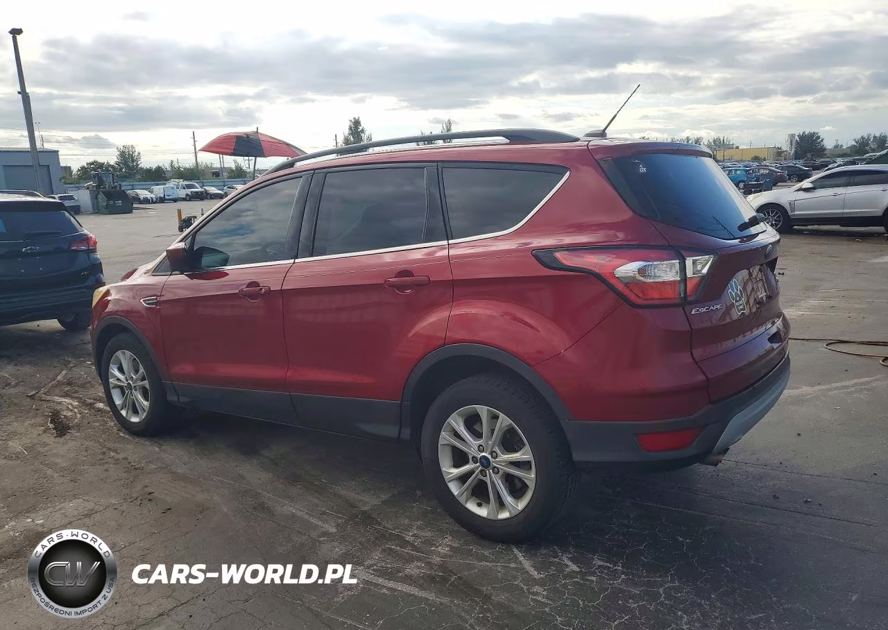 2017 Ford Escape Se VIN:1FMCU9GDXHUD92998 - 2