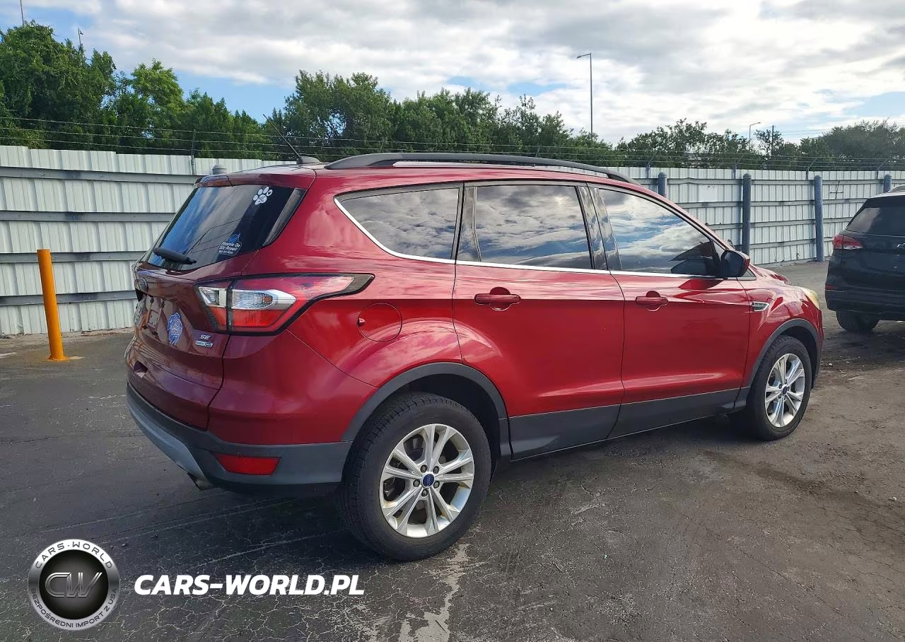 2017 Ford Escape Se VIN:1FMCU9GDXHUD92998 - 3