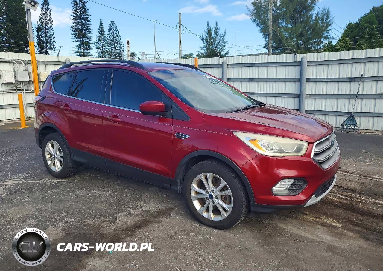 2017 Ford Escape Se VIN:1FMCU9GDXHUD92998 - 4