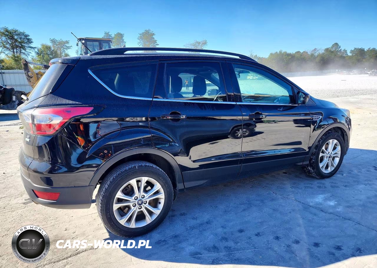 2018 Ford Escape Se VIN:1FMCU0GD5JUB62058 - 3