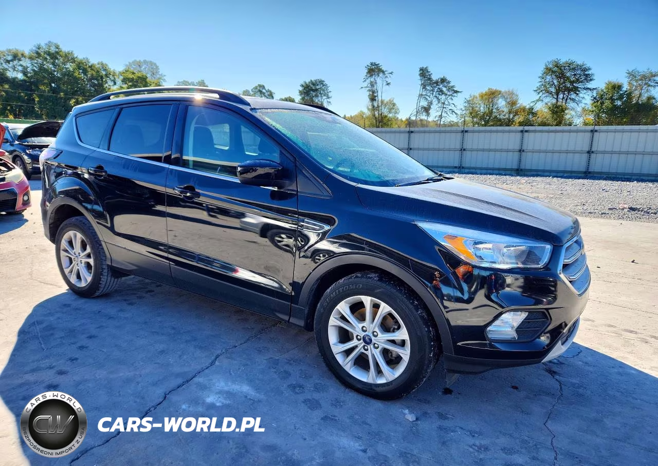 2018 Ford Escape Se VIN:1FMCU0GD5JUB62058 - 4