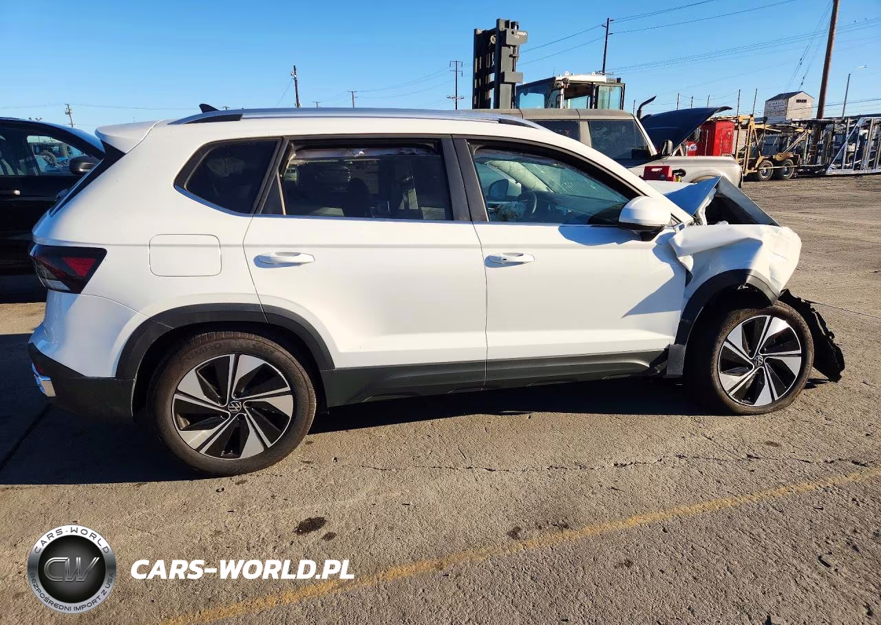 2026 Volkswagen Taos Se VIN:3VVUC7B24TM047387 - 3