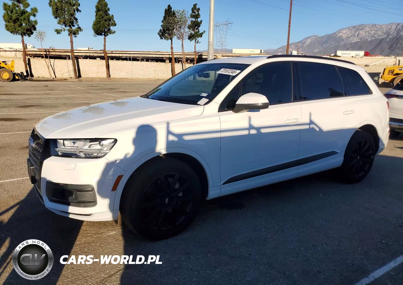 2018 Audi Q7 Prestige VIN:WA1VAAF75JD032590 - 1