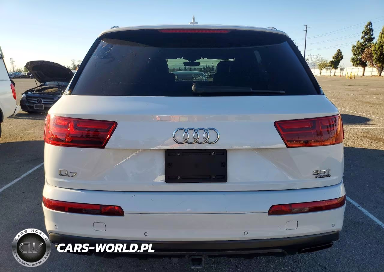 2018 Audi Q7 Prestige VIN:WA1VAAF75JD032590 - 6