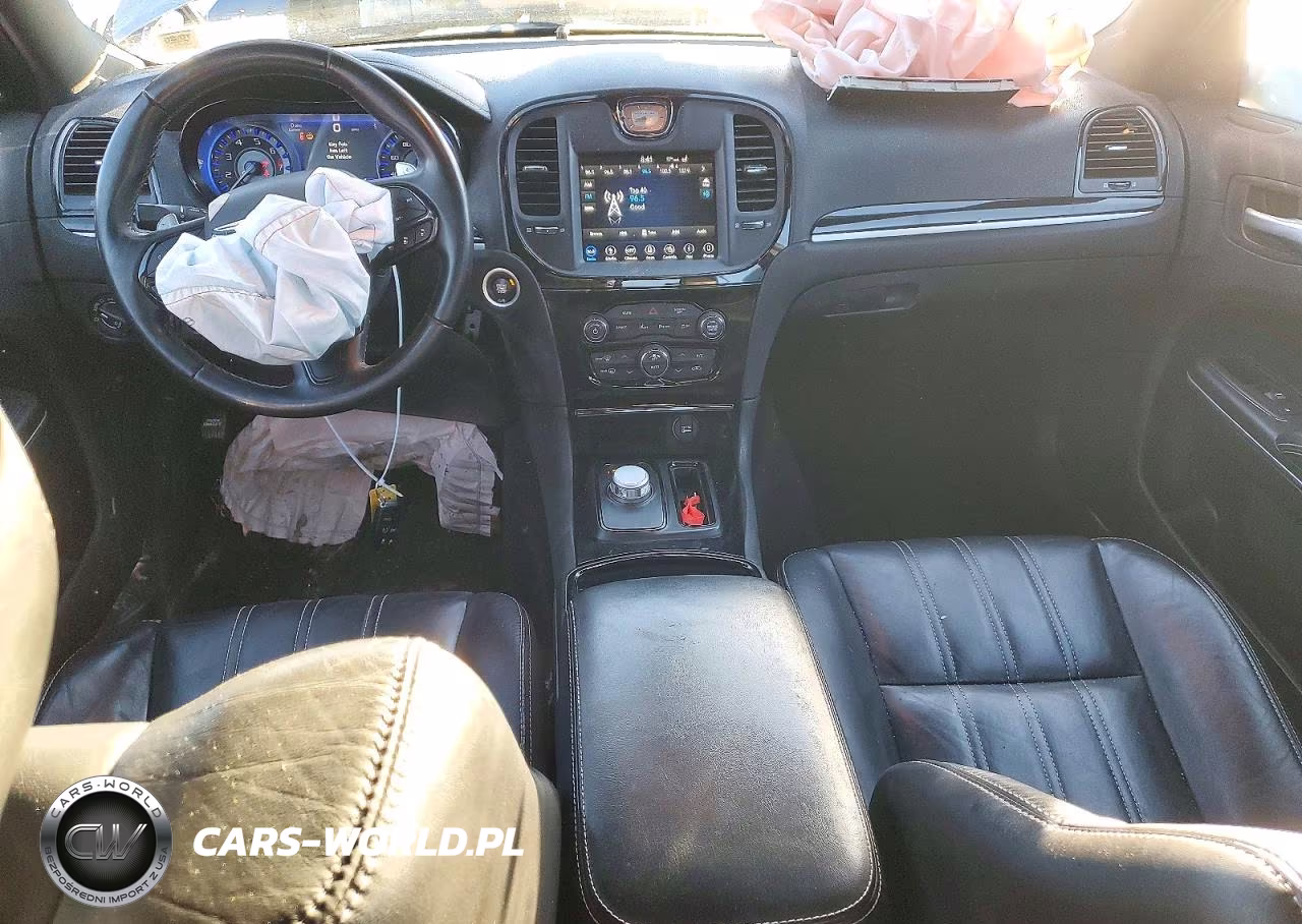 2018 Chrysler 300 S VIN:2C3CCAGG0JH296555 - 8
