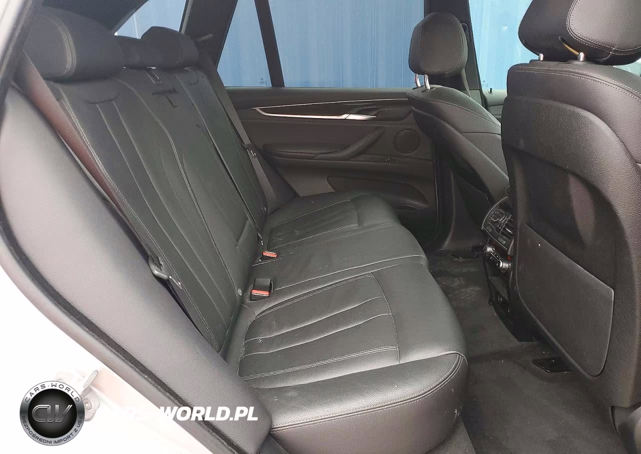 2018 BMW X5 Xdr40E VIN:5UXKT0C53J0V99161 - 11
