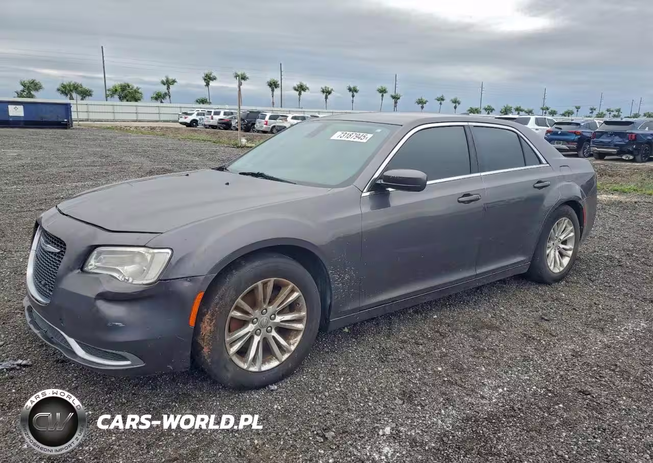 2017 Chrysler 300 Limited