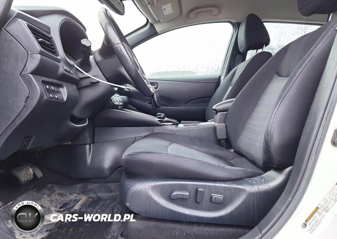 2019 Nissan Leaf Sv Plus VIN:1N4BZ1CP2KC313930 - 7