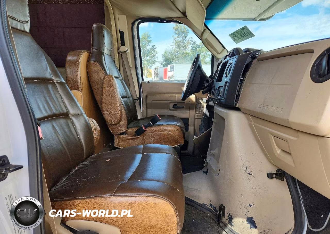 2016 Ford E-450 Cutaway VIN:1FDXE4FS3GDC25639 - 5
