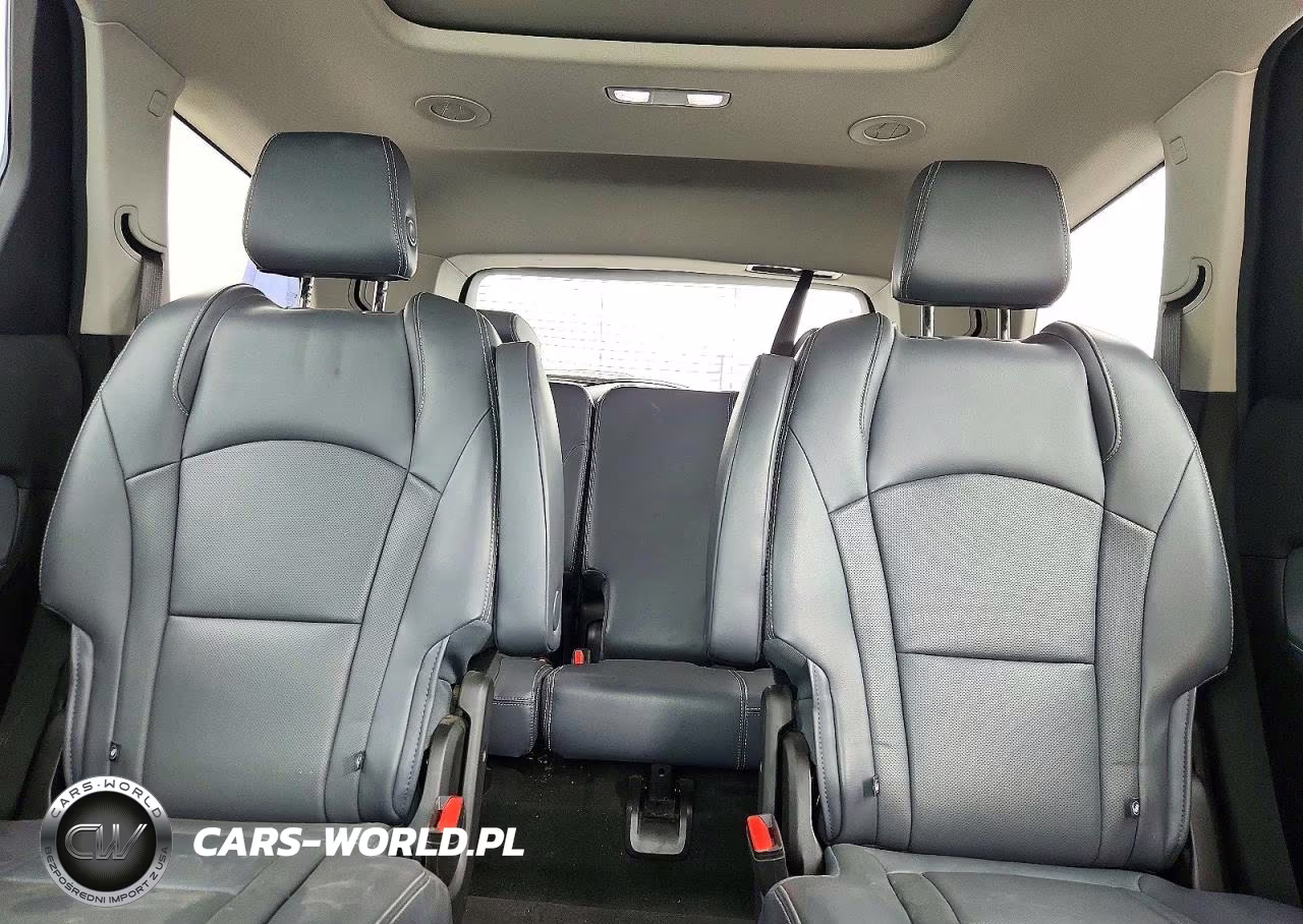 2018 Buick Enclave Premium VIN:5GAERCKWXJJ163038 - 10
