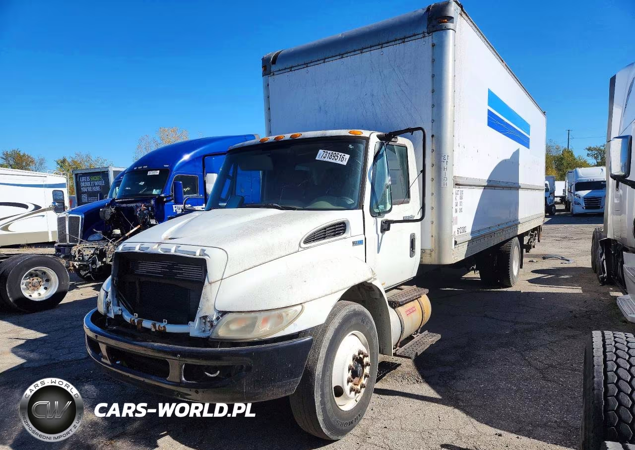 2012 International 4300 Box Truck – zdjęcie 1 z 12