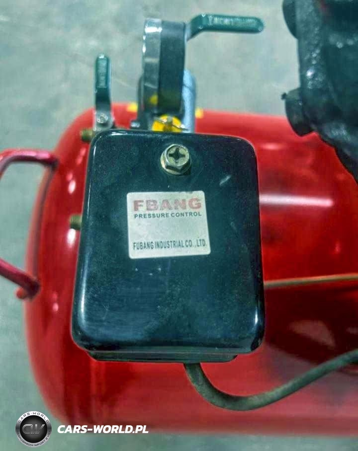 2020 79 Gallon Air Compressor 10 Hp VIN:L2007105145 - 7
