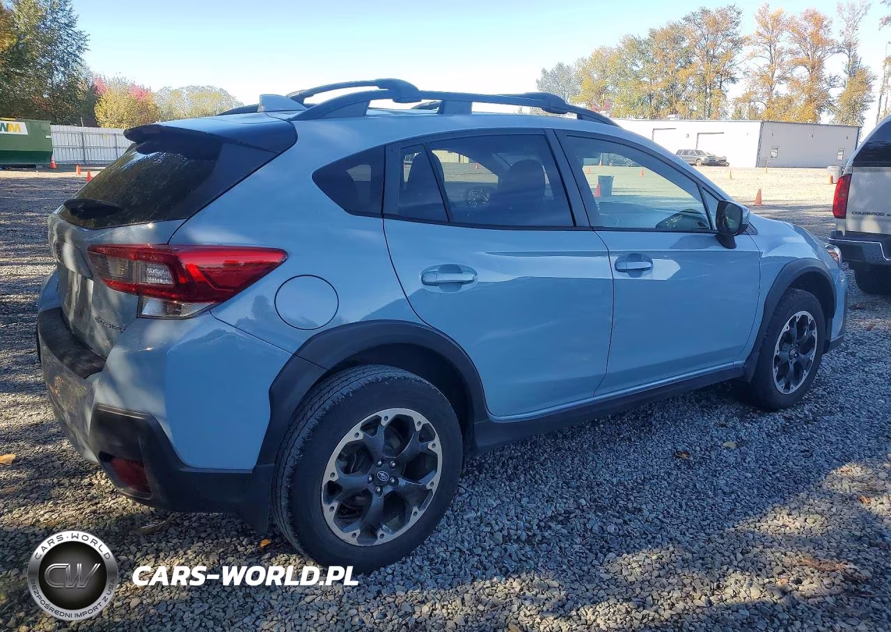 2022 Subaru Crosstrek Premium VIN:JF2GTAPC8N8224784 - 3