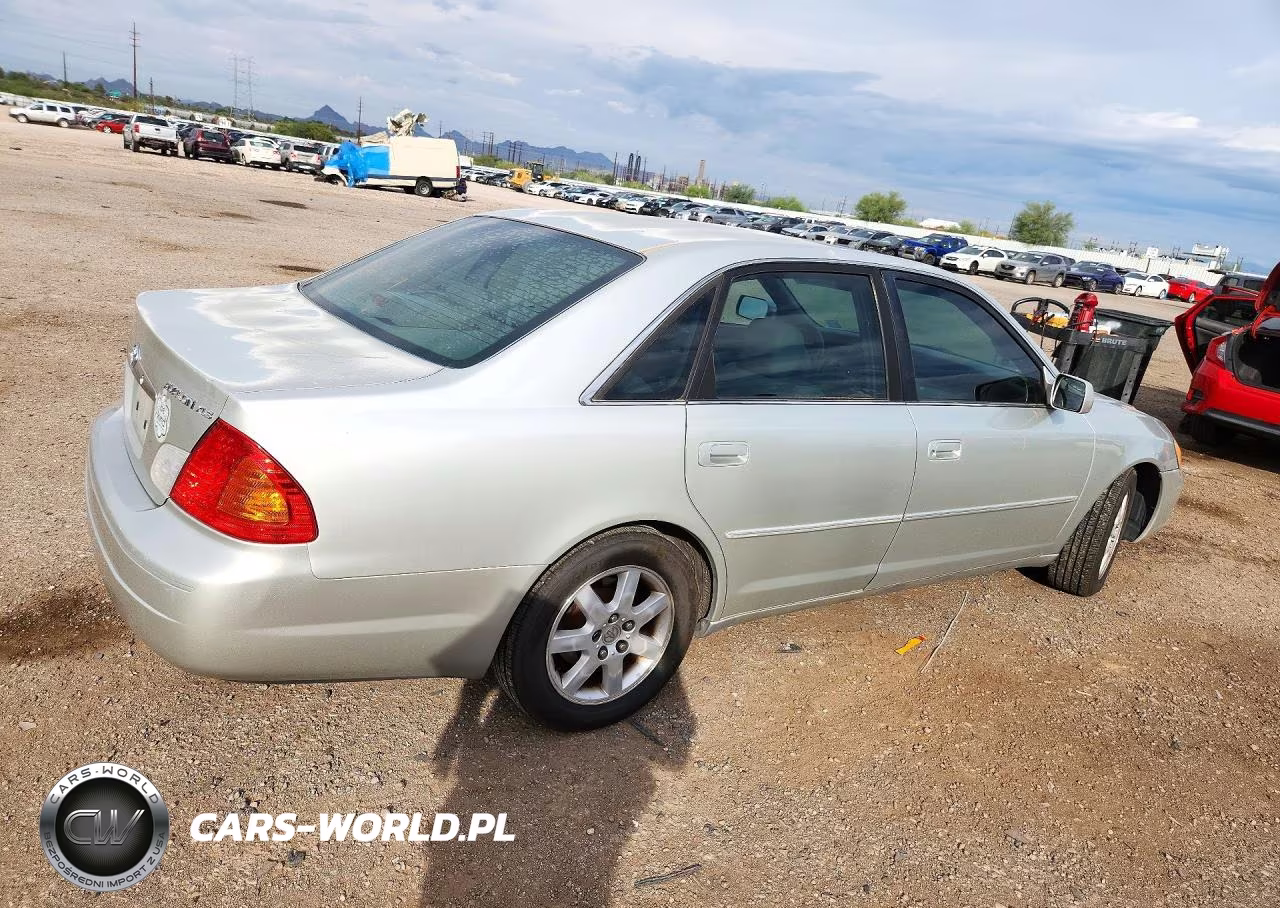 2000 Toyota Avalon Xls VIN:4T1BF28B0YU112175 - 3