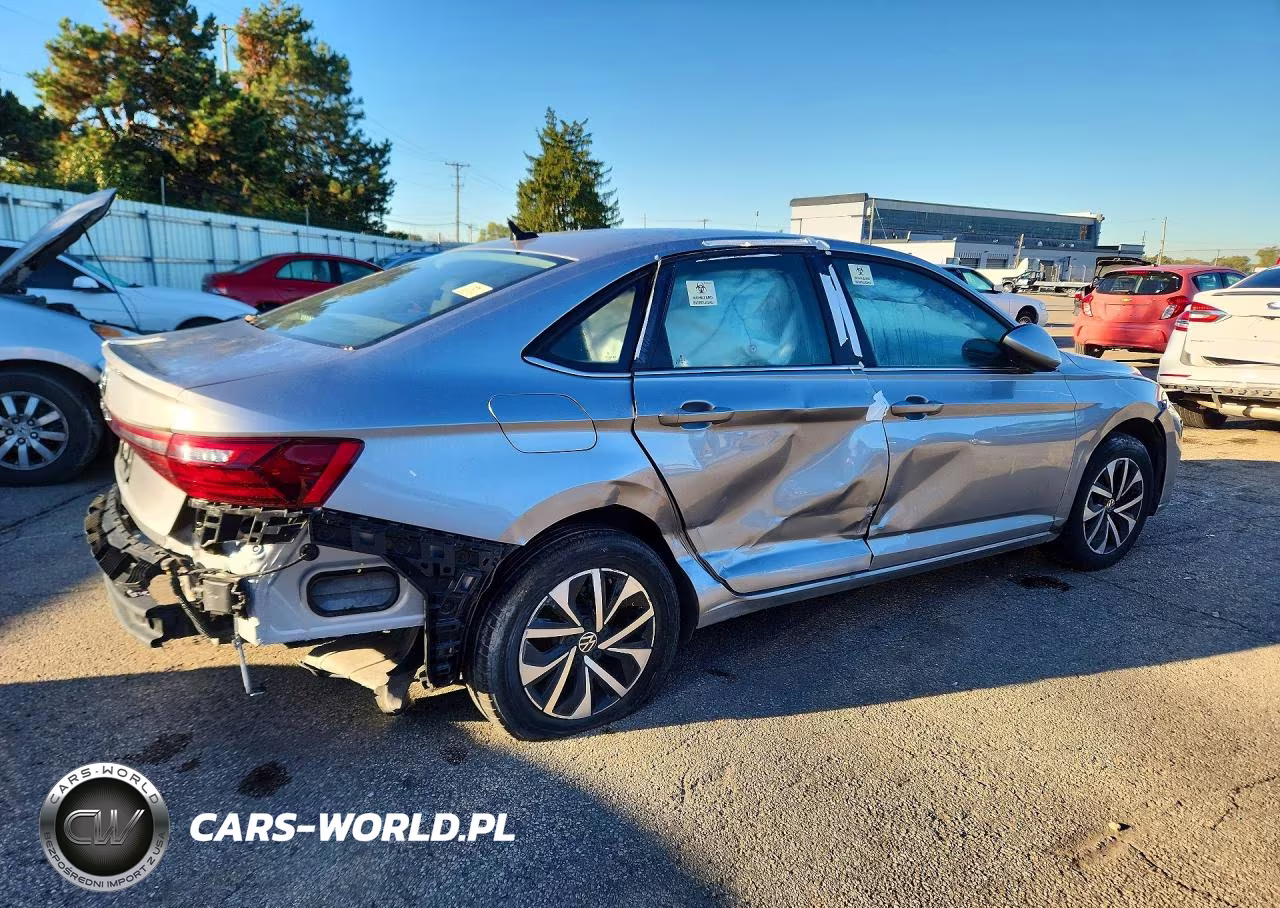 2025 Volkswagen Jetta S VIN:3VW5X7BU4SM057115 - 3