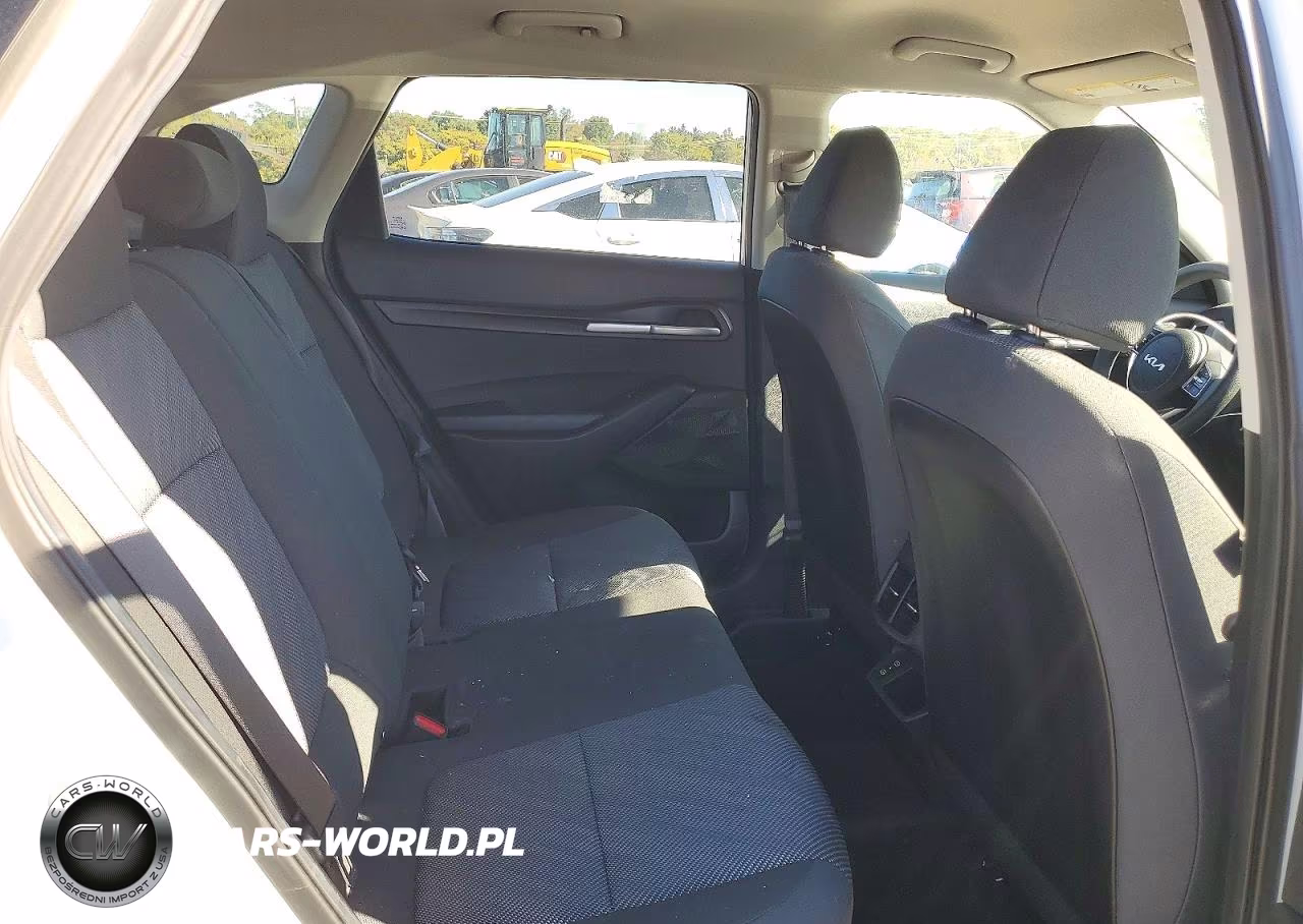 2026 Kia Seltos Lx VIN:KNDEP2AA8T7890554 - 11
