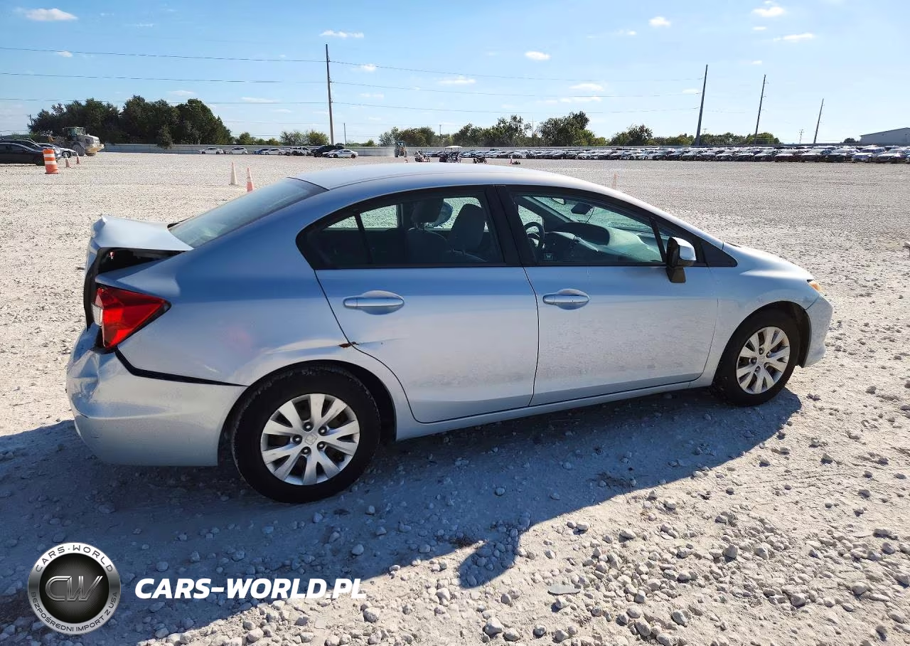 2012 Honda Civic Lx VIN:2HGFB2F50CH517156 - 3
