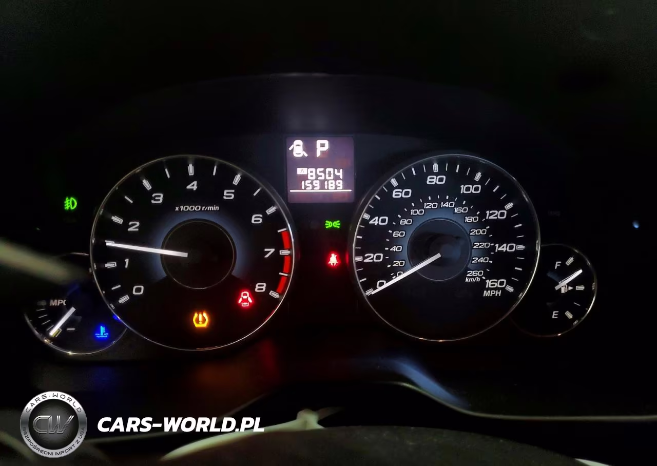 2011 Subaru Legacy 3.6R Limited VIN:4S3BMDL68B2223625 - 9