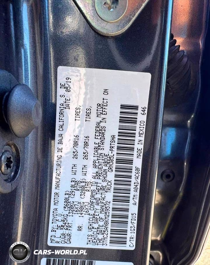 TOYOTA TACOMA VIN:3TMCZ5AN8KM259572 - 10