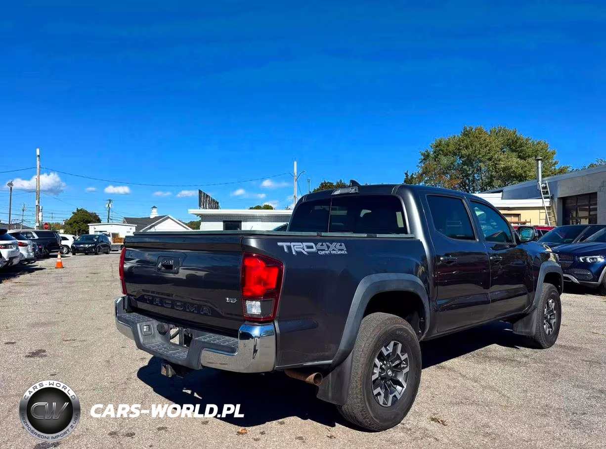 TOYOTA TACOMA VIN:3TMCZ5AN8KM259572 - 4