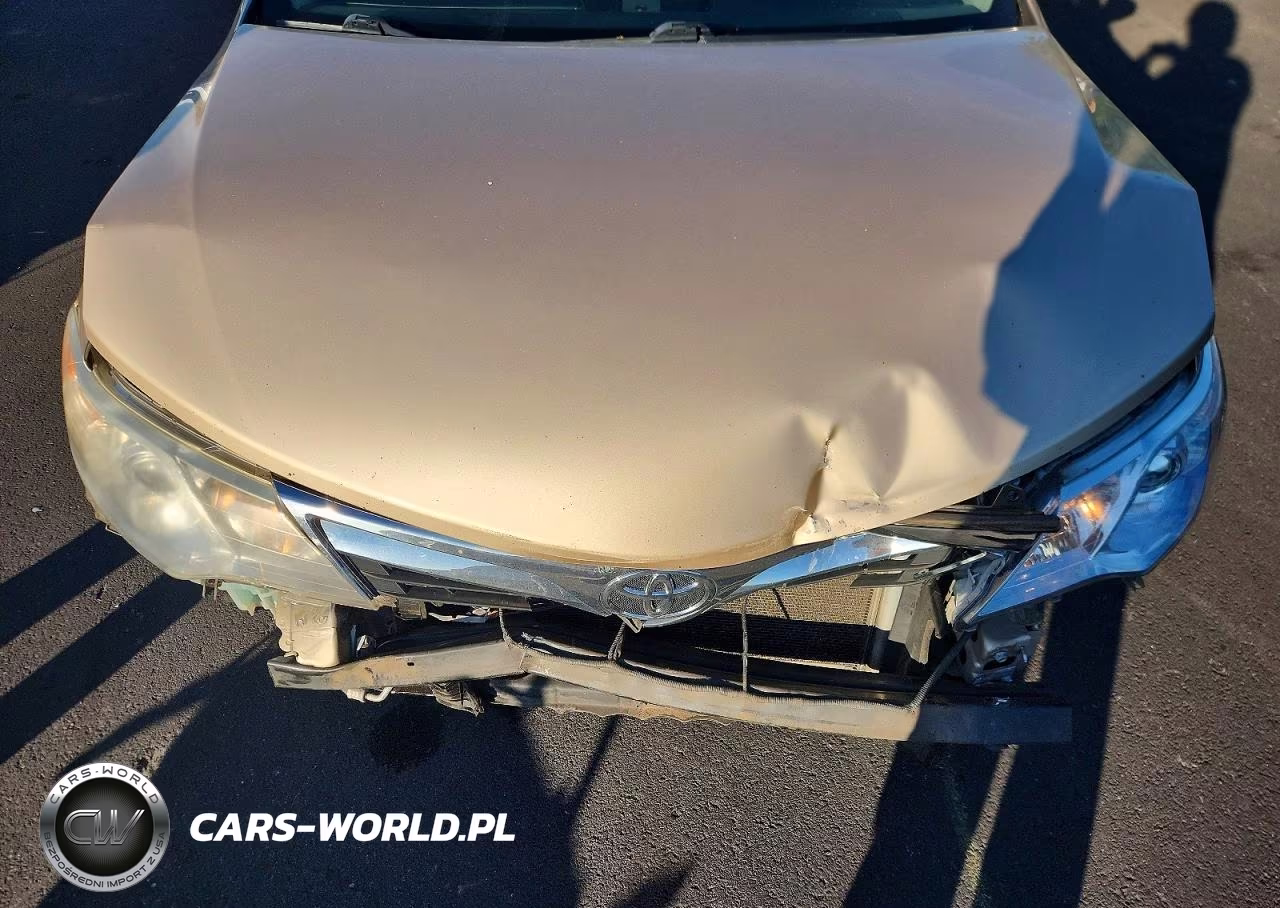 2012 Toyota Camry Le VIN:4T1BF1FK7CU586064 - 11