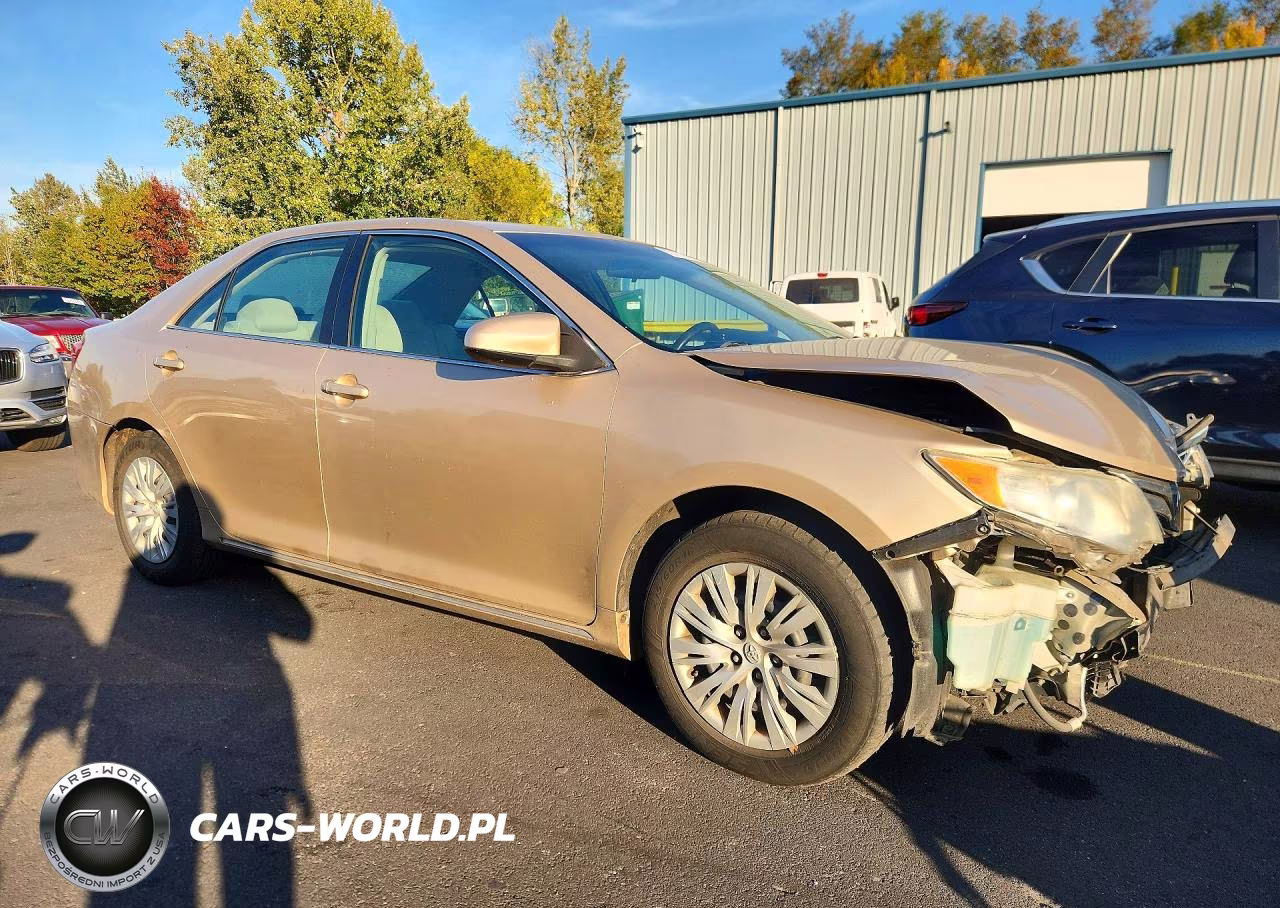 2012 Toyota Camry Le VIN:4T1BF1FK7CU586064 - 4