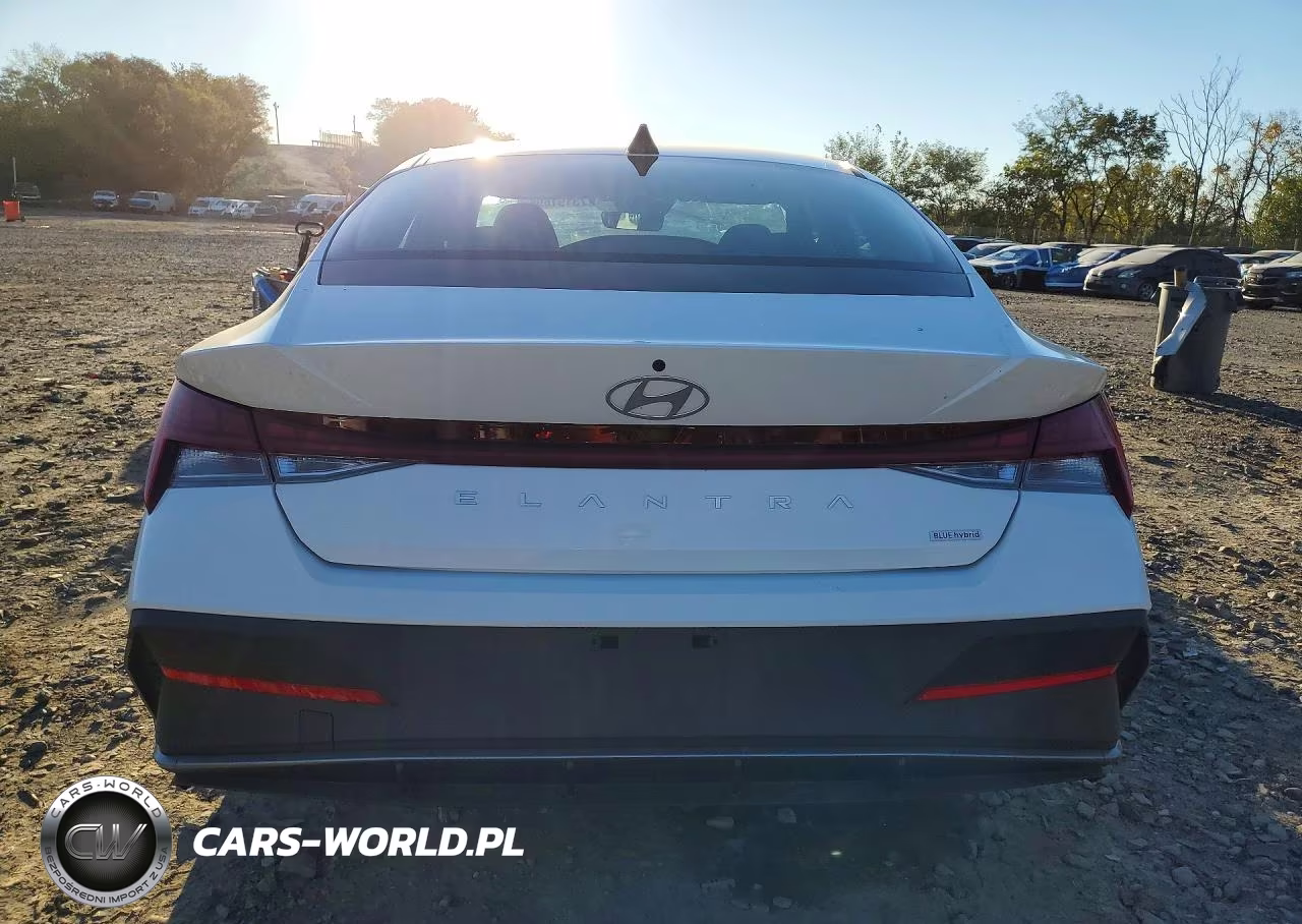 2026 Hyundai Elantra Hybrid Blue VIN:KMHLM4DJ3TU201153 - 6