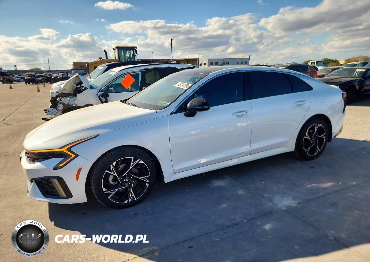 2025 Kia K5 Gt Line VIN:KNAG64J72S5296092 - 1
