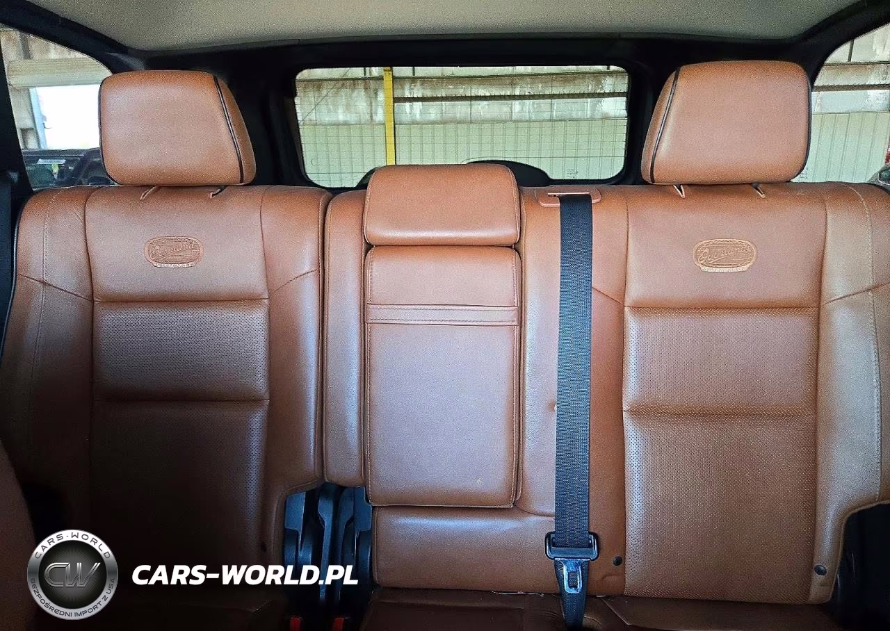 2013 Jeep Grand Cherokee Overland VIN:1C4RJECT8DC556519 - 10