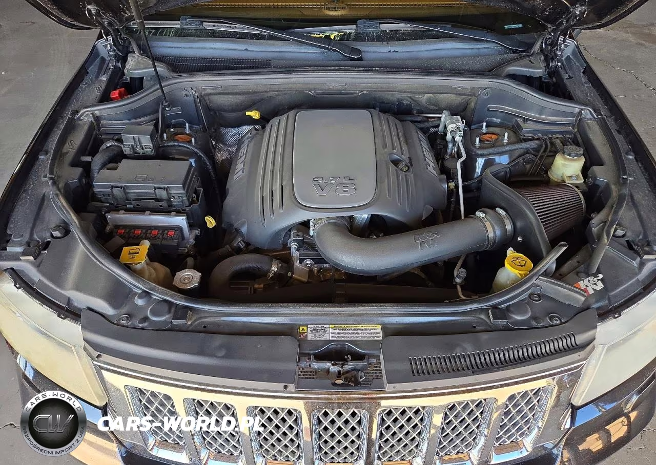 2013 Jeep Grand Cherokee Overland VIN:1C4RJECT8DC556519 - 12