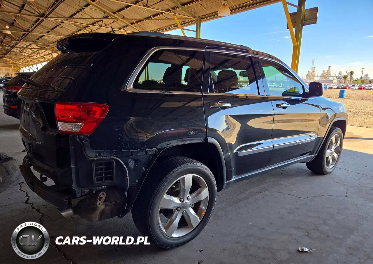 2013 Jeep Grand Cherokee Overland VIN:1C4RJECT8DC556519 - 3