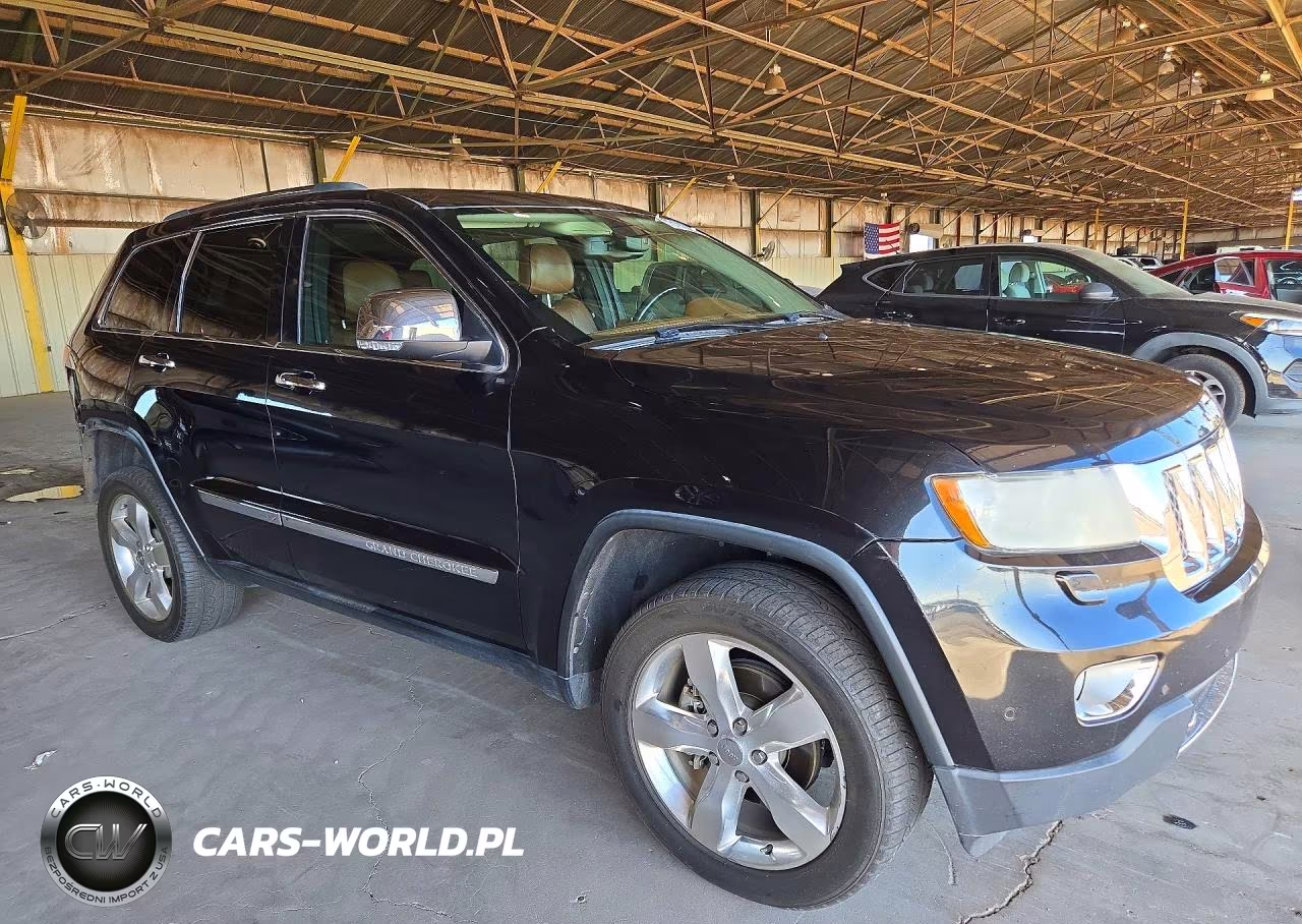 2013 Jeep Grand Cherokee Overland VIN:1C4RJECT8DC556519 - 4