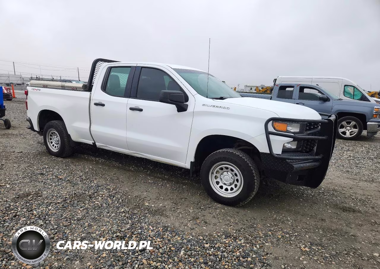2021 Chevrolet Silverado K1500 VIN:1GCRYAEH4MZ299434 - 4